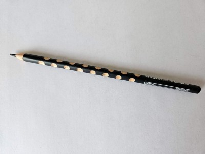 Színes ceruza LYRA Groove Slim háromszögletű vékony fekete